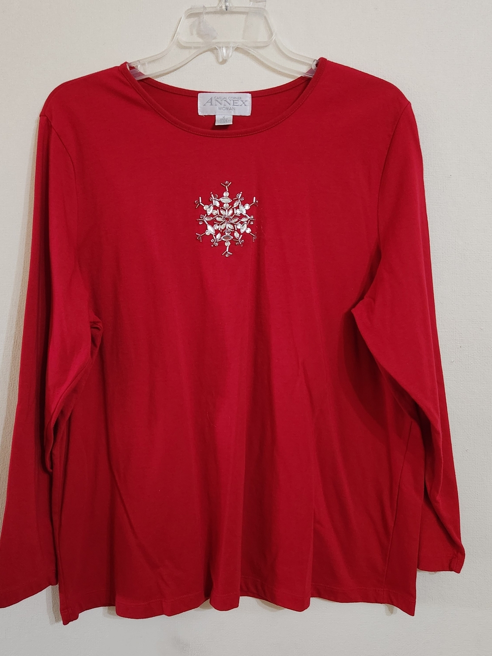 Casual Corner Annex Women’s Red Long-Sleeve Crewneck Top with Silver Detail